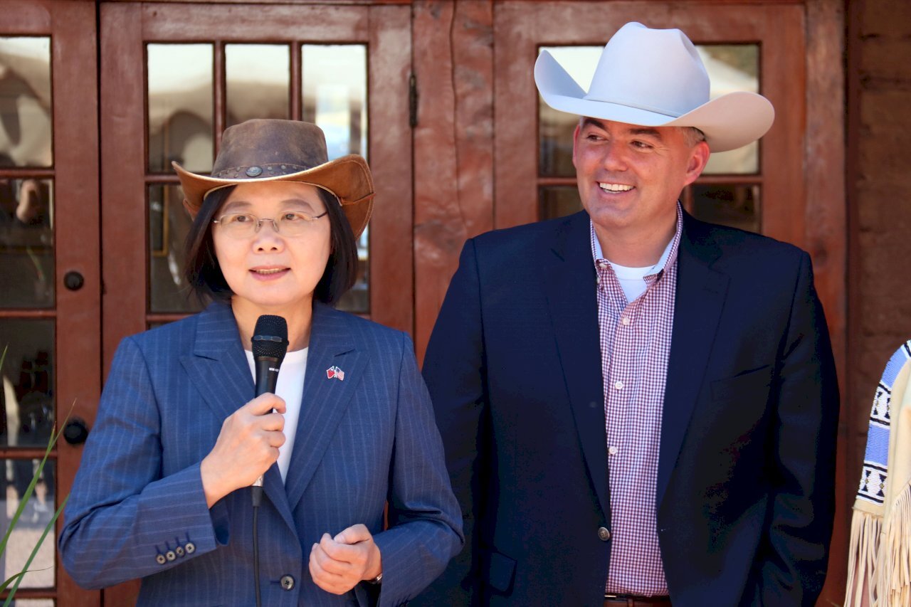 Le sénateur américain Cory Gardner félicite Tsai Ing-wen de sa réélection