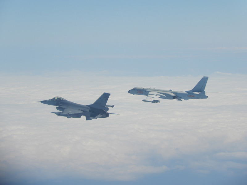 Les avions de chasse chinois ont franchi la ligne de démarcation interdétroit