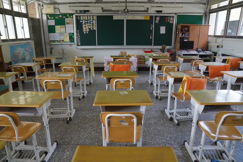 Nouvelles règles pour l’arrêt des cours lié au nouveau coronavirus