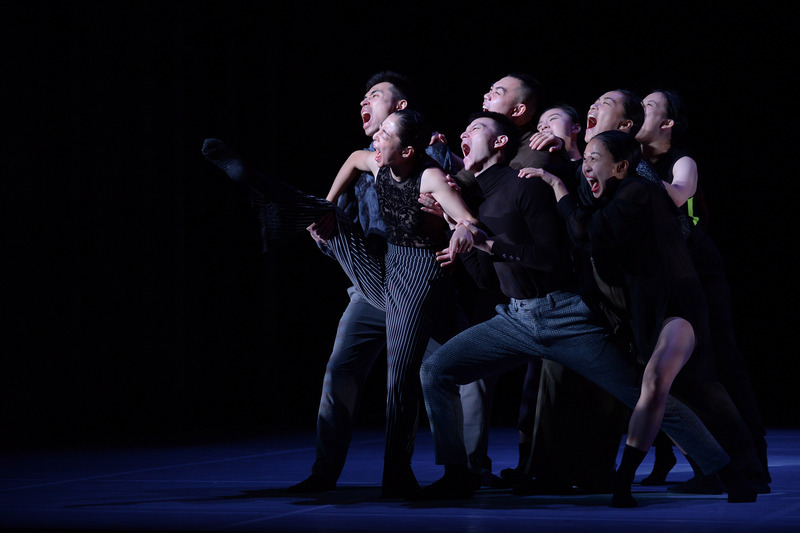 La troupe de danse B.dance en tournée en Europe