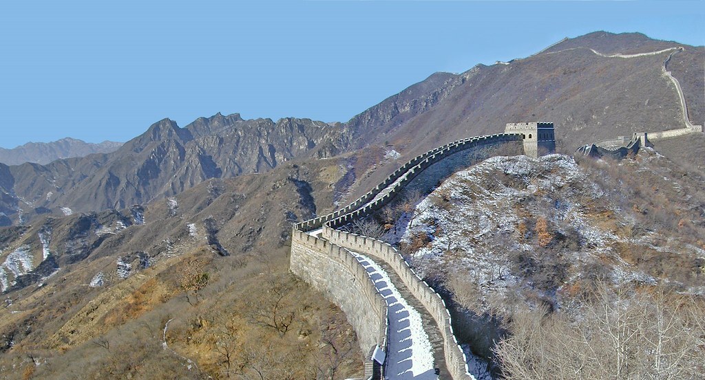 Le Erhu passe la grande muraille de Chine