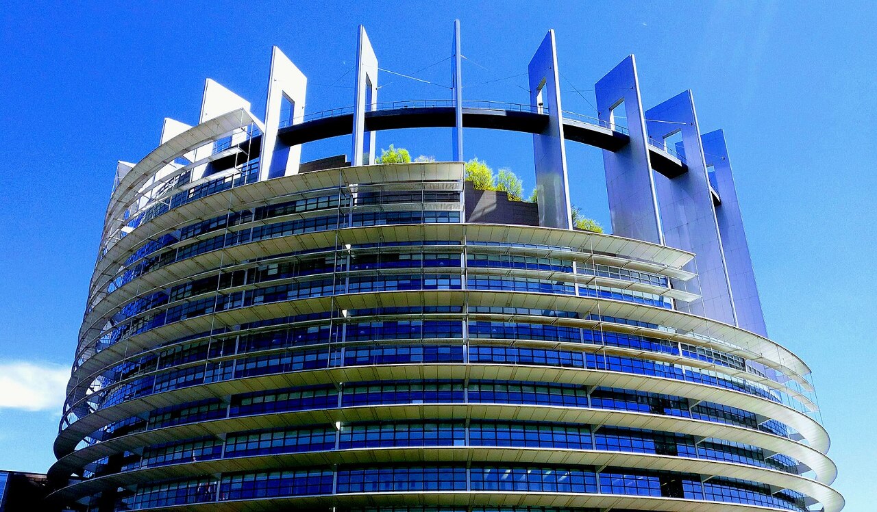 Le Parlement européen adopte deux résolutions soutenant les liens avec Taïwan