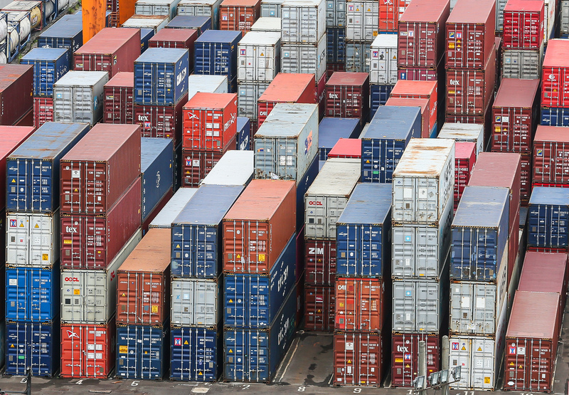 Les commandes d’exportation franchissent le cap des 50 milliards de dollars américains