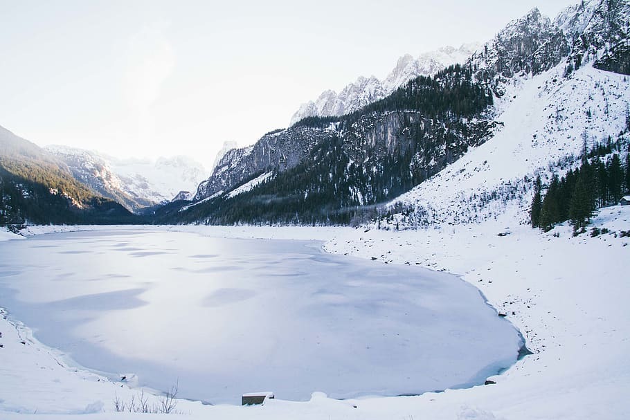 Le roi du lac convie le bon chasseur