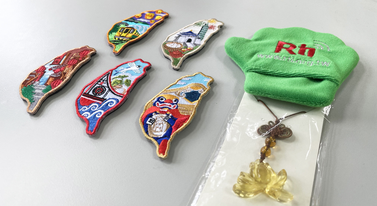 Cadeaux des concours du mois d'avril et trimestriel 2021 (photo Valentin Floquet)