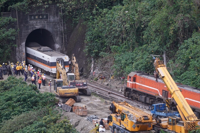 Déraillement du Taroko 408 : le conducteur avait moins de 10 secondes pour réagir