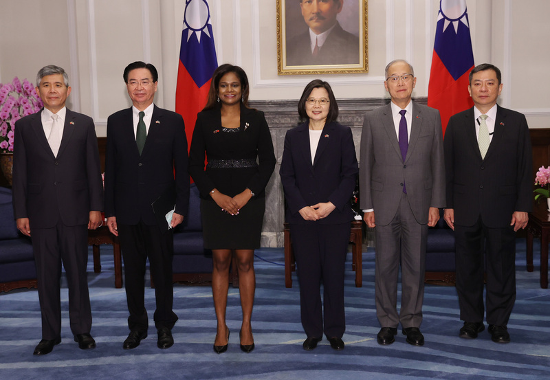 La nouvelle ambassadrice du Belize a présenté ses lettres de créance à Tsai Ing-wen