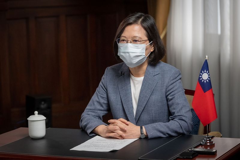Tsai Ing-wen garantit la qualité des vaccins taiwanais