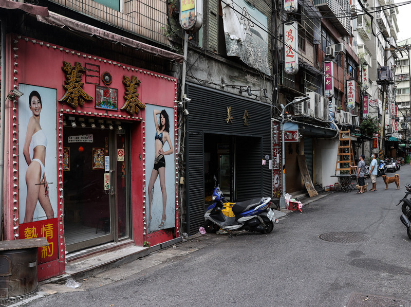 Taipei déclare la guerre contre la prostitution dans les maisons de thé de Wanhua