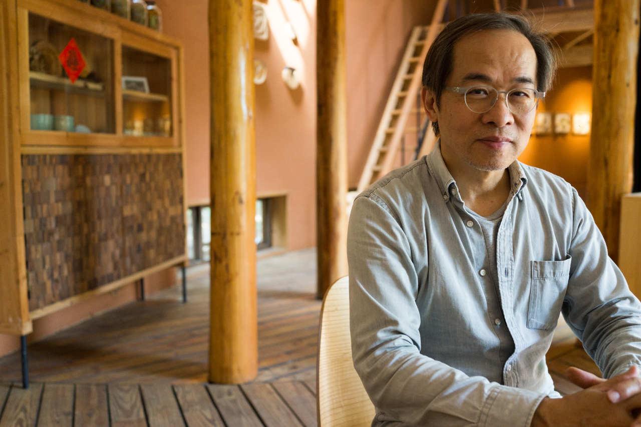 Une maison bois-terre-paille à Taiwan (2/2) : le parcours de Davis Liu