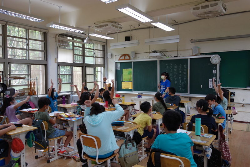 Interdiction d'organiser des cours supplémentaires le jour du scrutin