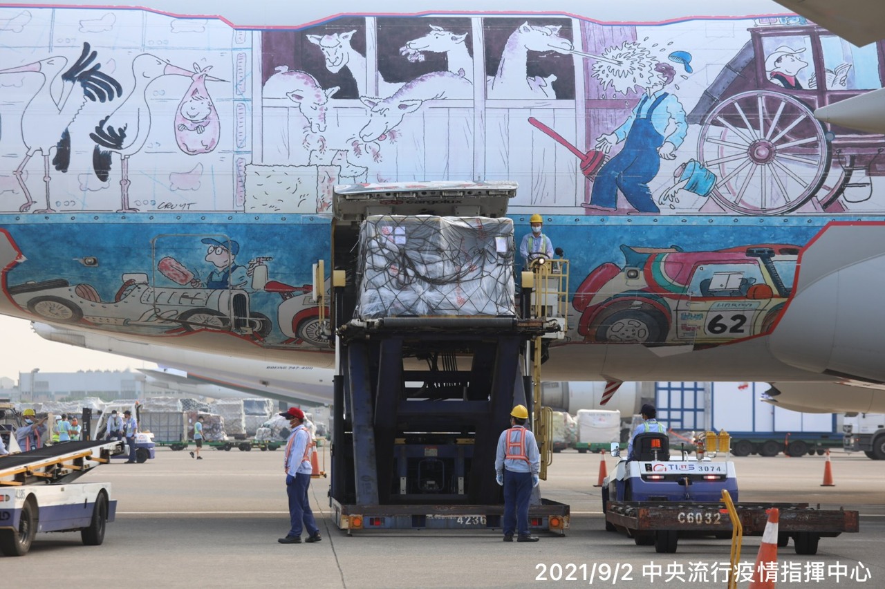 Les premières doses de BNT arrivées à l’aube à Taïwan