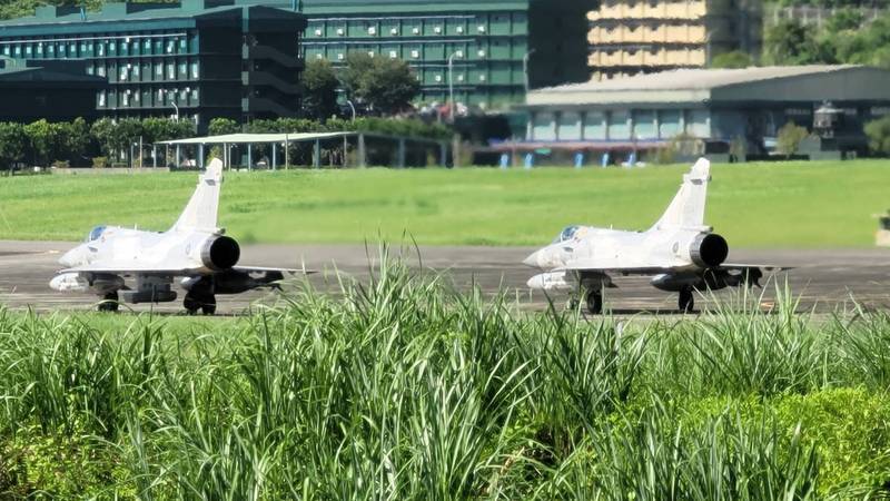 Taiwan va dépenser 11,7 millions d'euros pour équiper ses Mirage 2000 de missiles