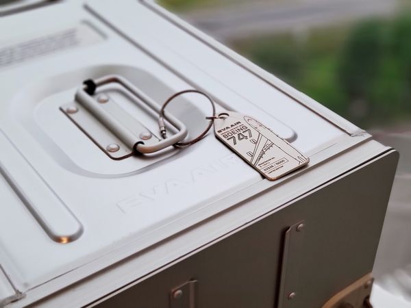 EVA Air propose des porte-clés collector fabriqués à partir de Boeing 747
