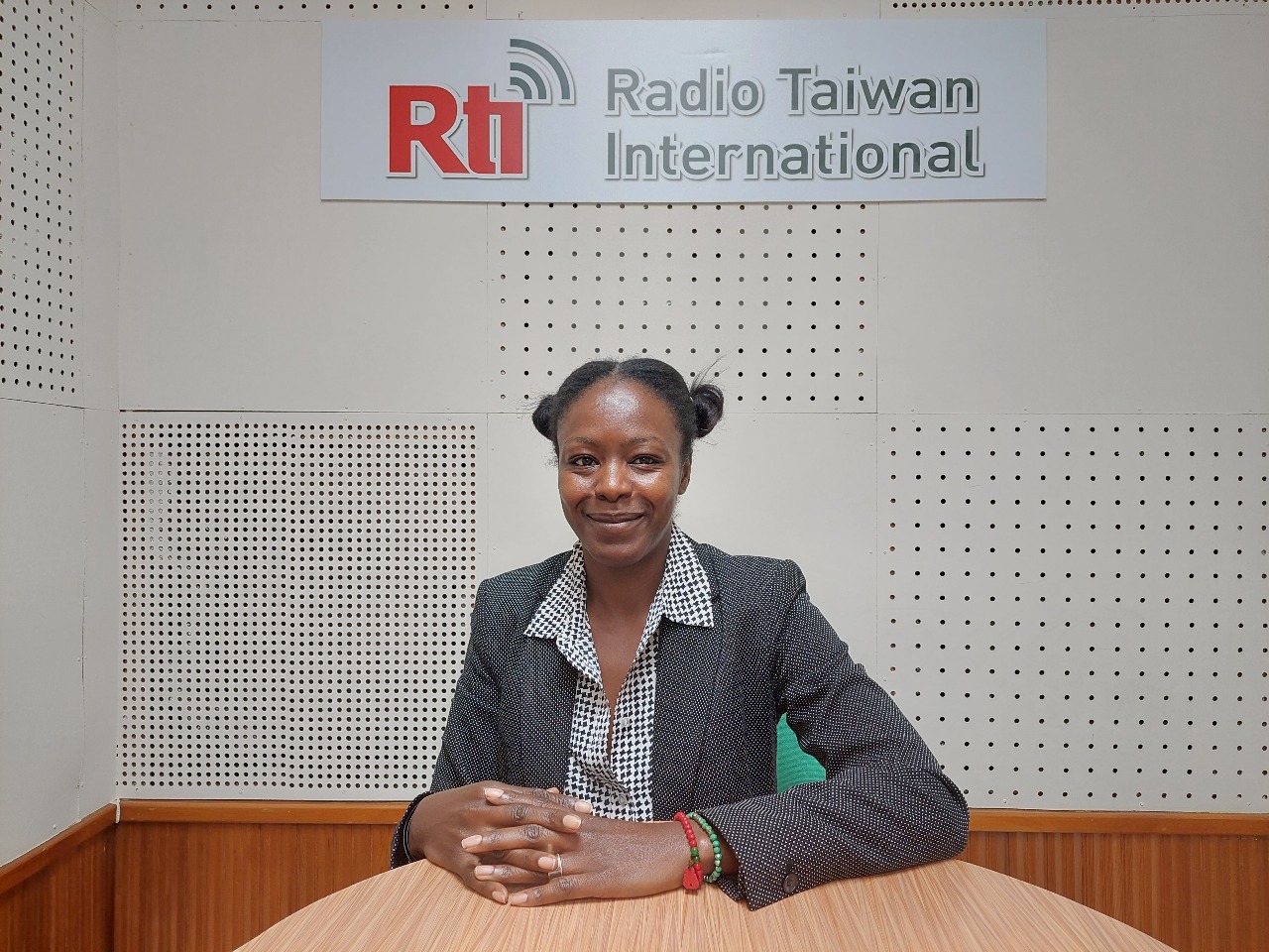 Rencontre avec la Docteure en Géochimie, Fatma Kourim