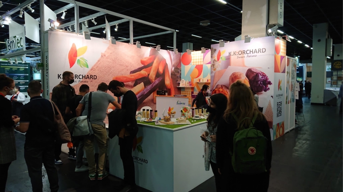 Stand KK Orchard à un salon professionnel d'agroalimentaire (photo KK Orchard)