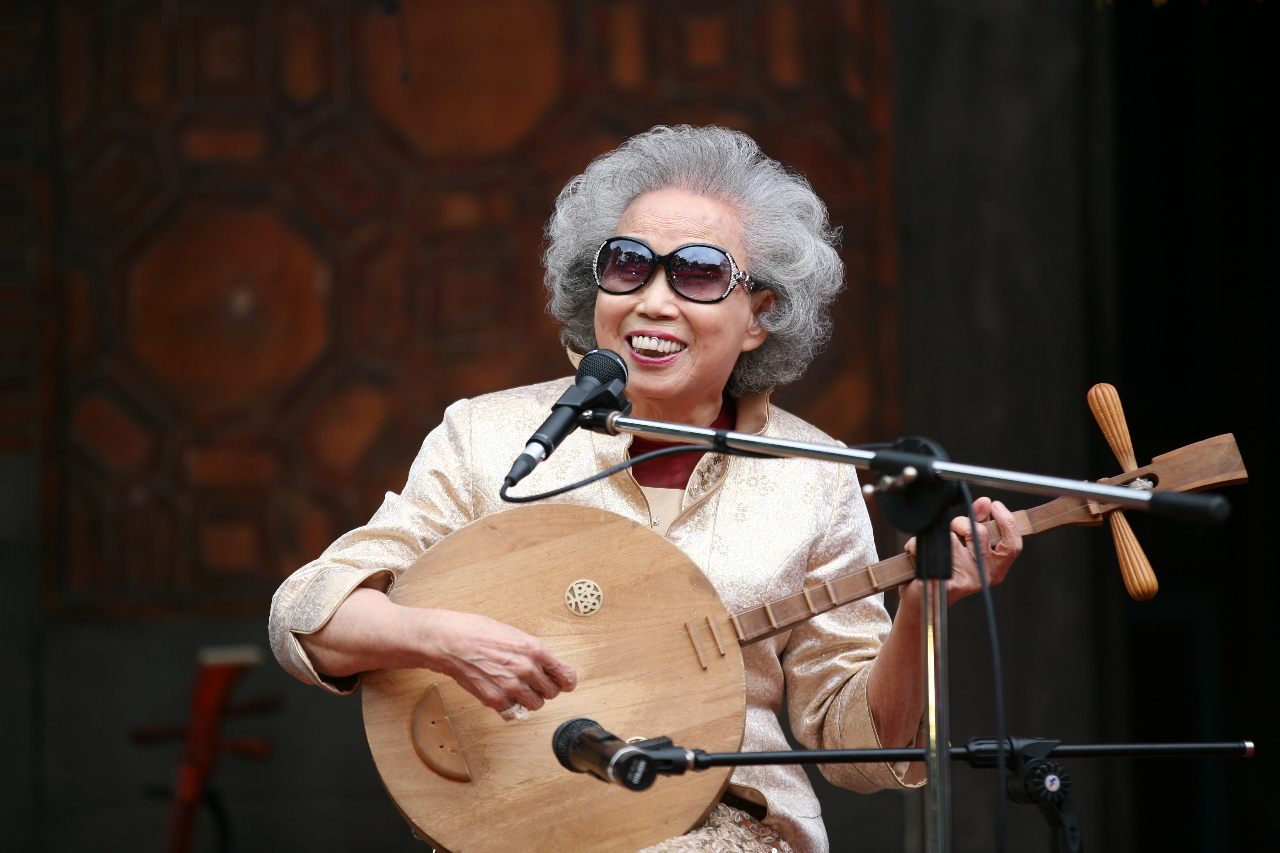 Yang Hsiu-ching, la voix taïwanaise du chant narratif s’éteint