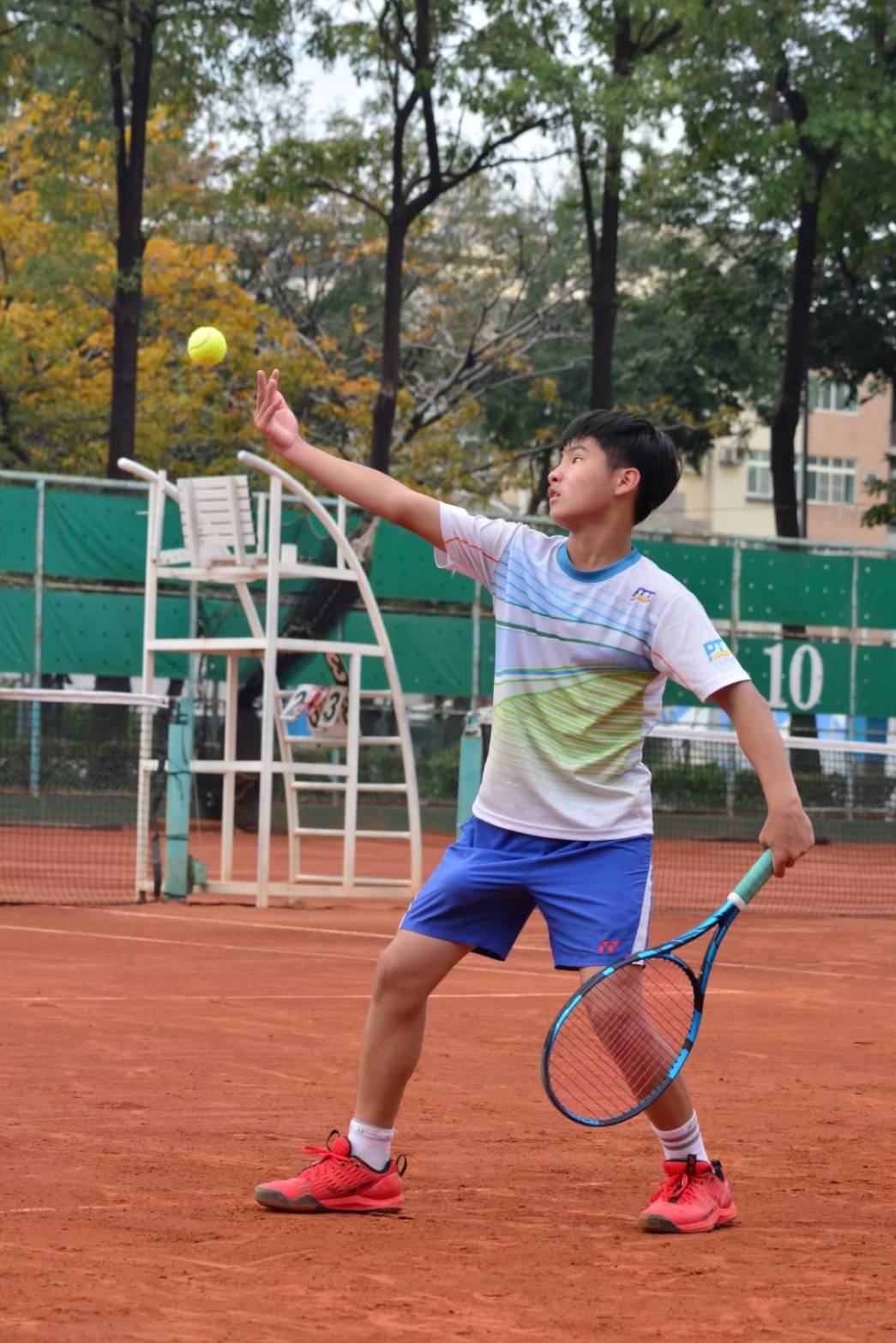L’étoile montante du tennis taïwanais Chen Guan-shou met le cap sur l’Orange Bowl