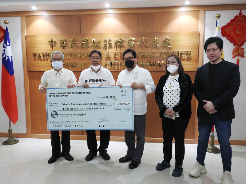 Taïwan fait don de 200 000 dollars américains aux Philippines pour aider à la reconstruction post-séisme
