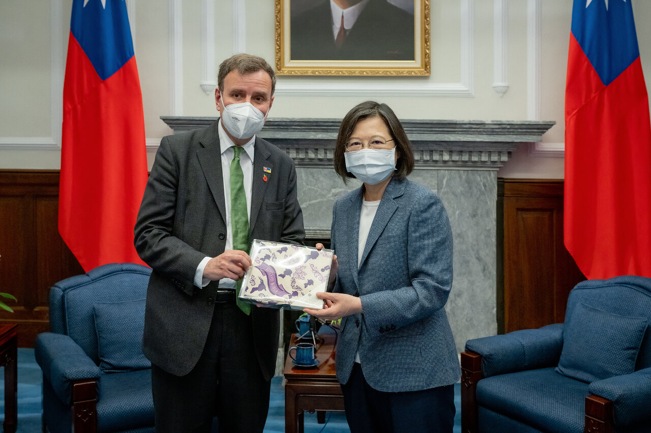 Tsai Ing-wen reçoit le ministre d’Etat britannique à la Politique commerciale