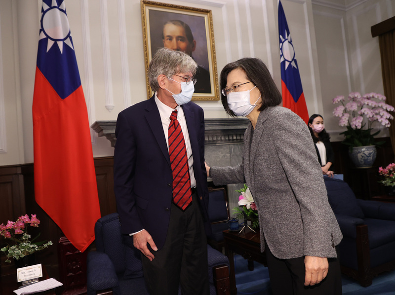 Tsai Ing-wen reçoit une délégation du groupe de réflexion américain CSIS
