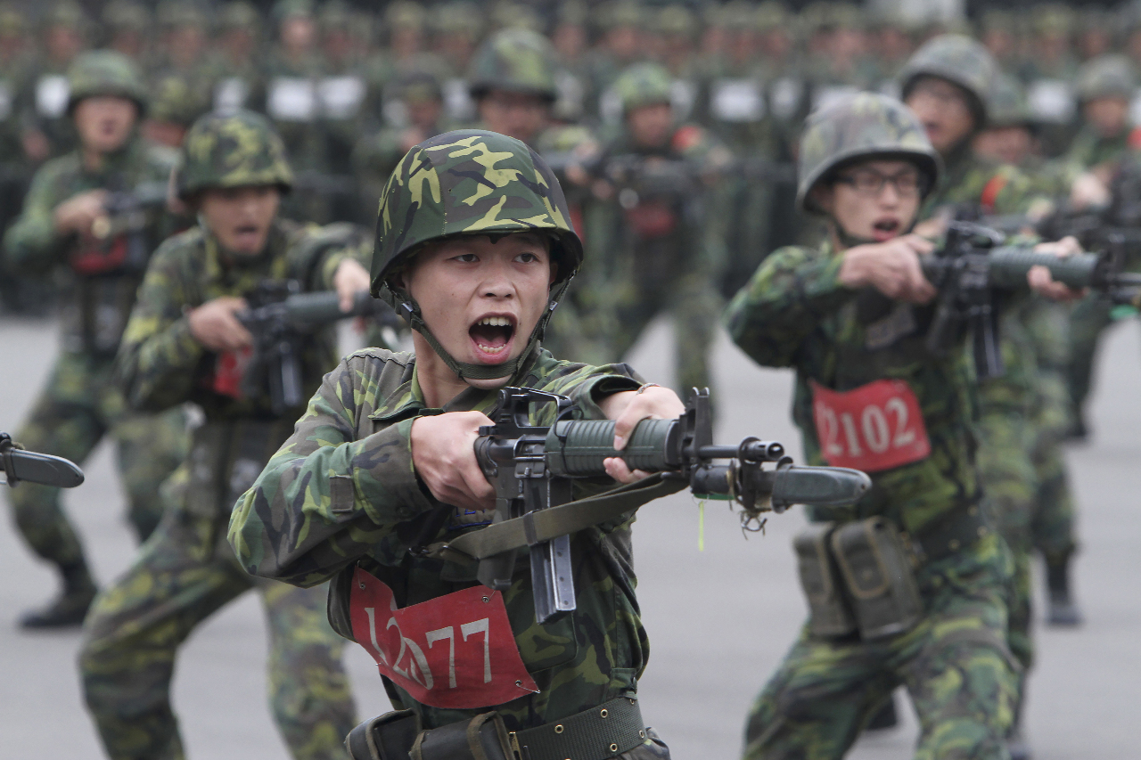 Vers un an de service militaire