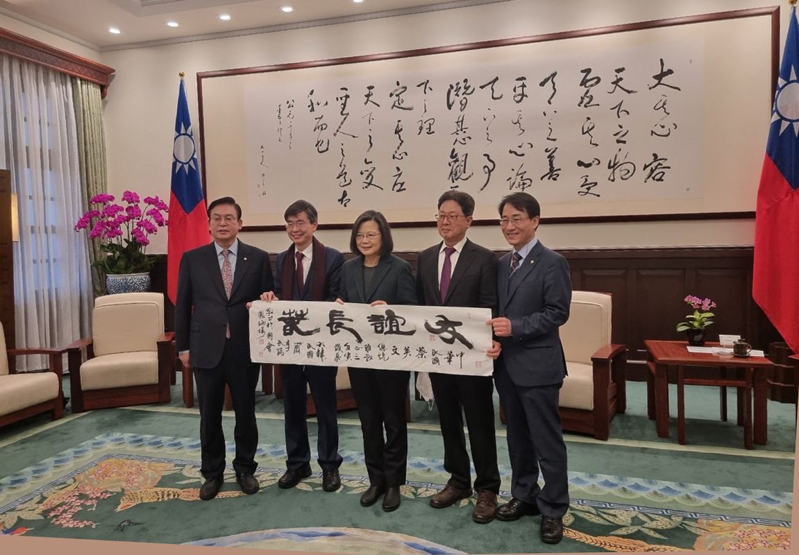 La diplomatie condamne le comportement des « loups guerriers » de la Chine