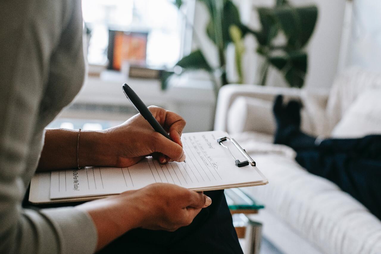 Santé mentale : le programme de consultations gratuites élargi jusqu’aux 45 ans
