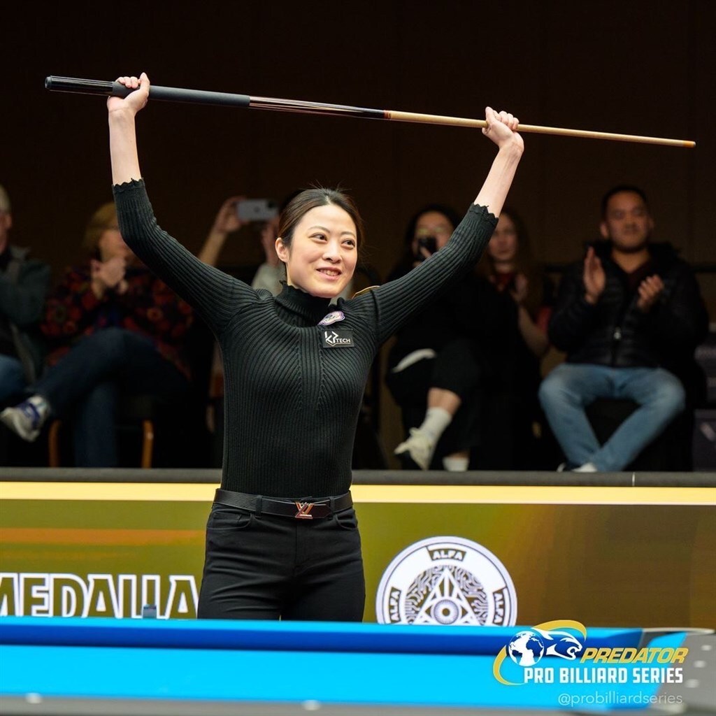 La joueuse de billard Chou Chieh-yu remporte les championnats du monde de la 9