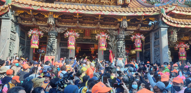 Pèlerinage pour la déesse Mazu : plus de cent mille fidèles en marche