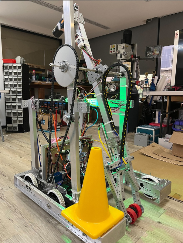 Une délégation lycéenne de Taïwan s’envole pour Hawaï pour la compétition de robotique