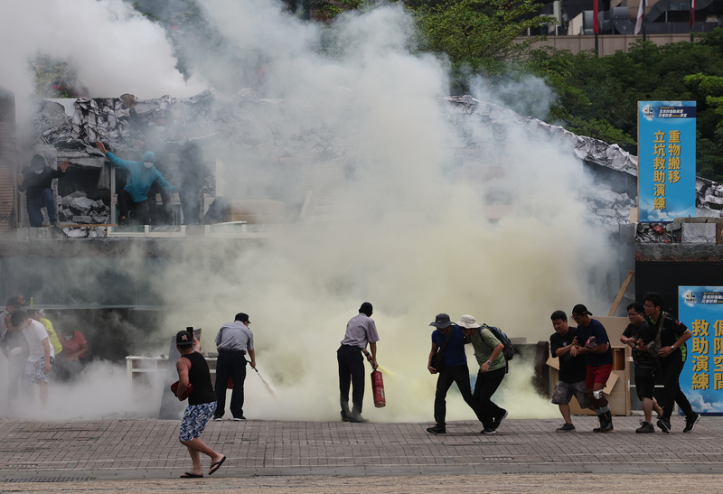 Premiers exercices pour lutter contre les catastrophes en cas de guerre à Taipei