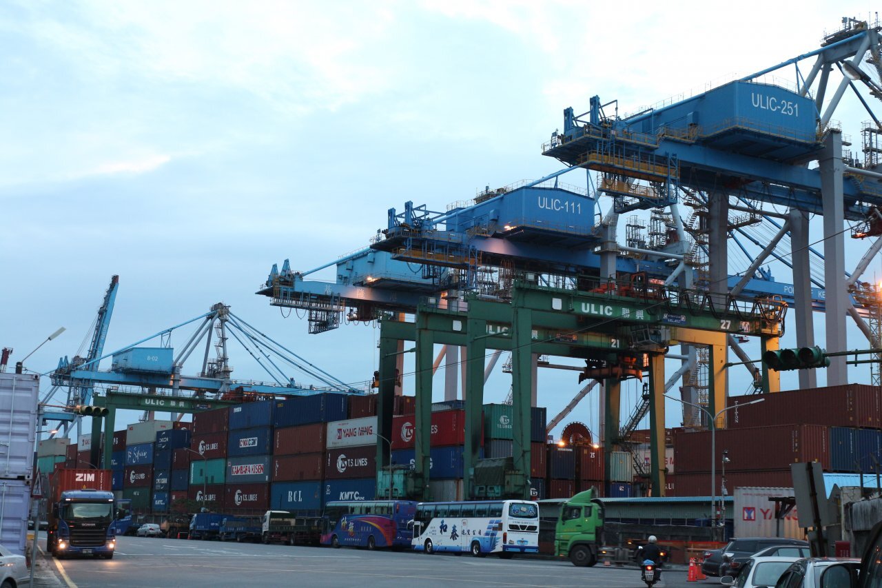 Taïwan connaît un recul de 14 % de ses exportations en mai