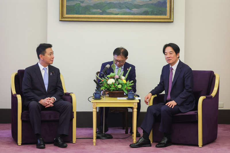 Visite de membres de partis d’opposition japonais