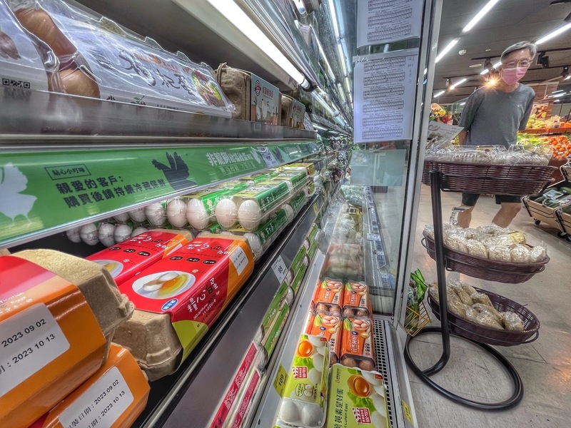 Le ministre de l’Agriculture sur la sellette pour l’importation d'œufs périmés