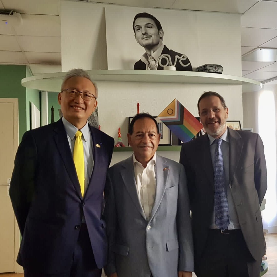 Jean-Luc Romero-Michel, adjoint à la mairie de Paris, prévoit une visite à Taïwan