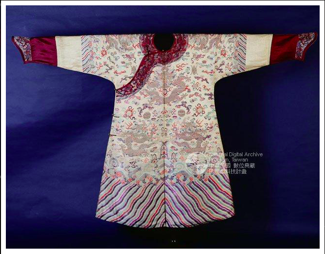 Les Costumes et accessoires de la cour des Qing (suite)