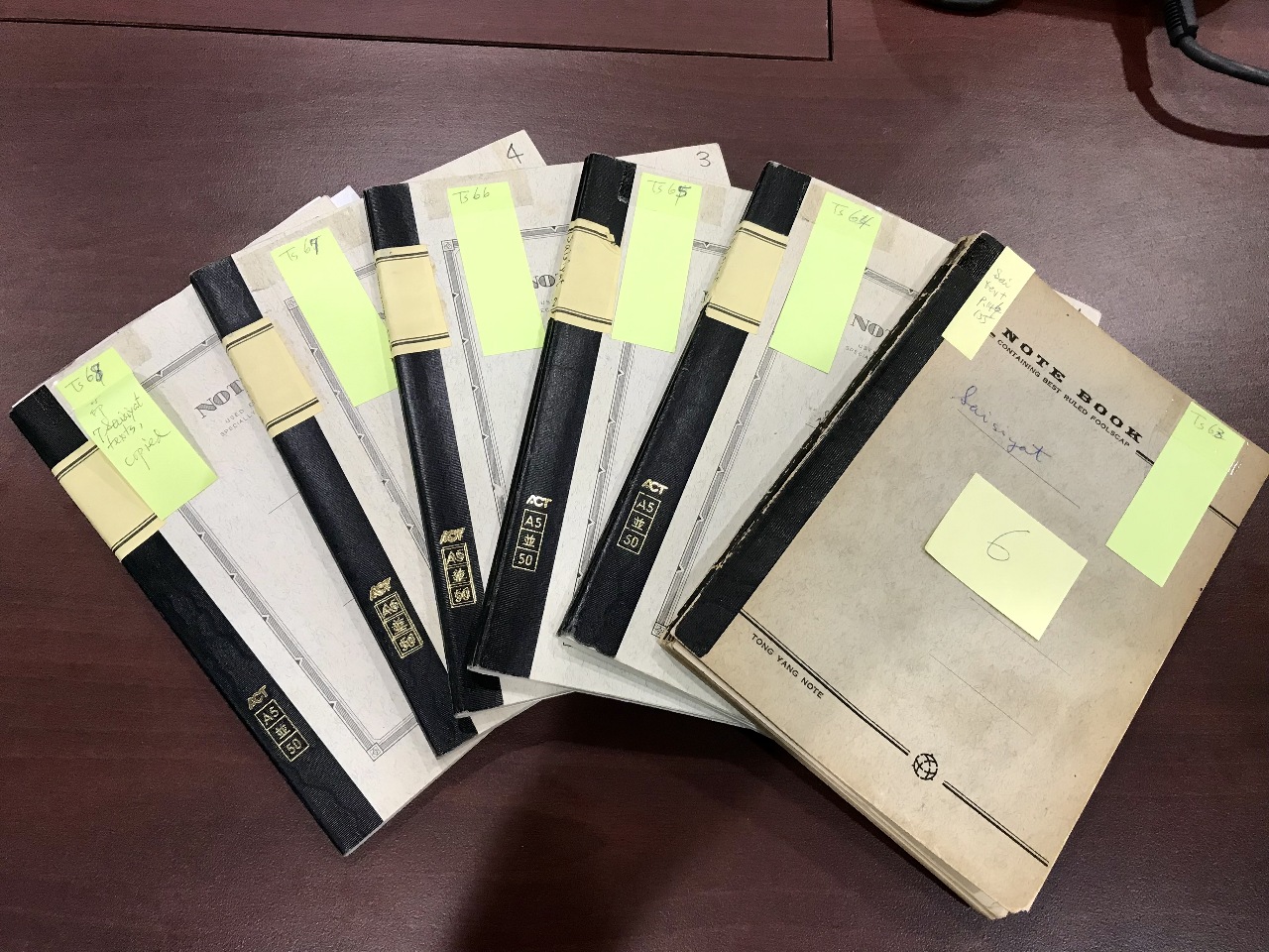 La Bibliothèque nationale centrale a organisé lundi une cérémonie lors de laquelle la première partie des archives du linguiste Shigeru Tsuchida ont été données au Centre d'études chinoises de la Bibliothèque nationale (Image : RTI/Lisa Duffaud)