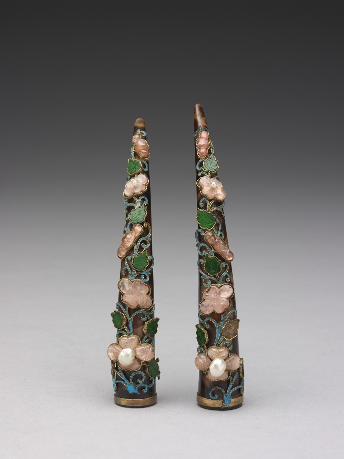 Accessoires de la cour des Qing (fin)