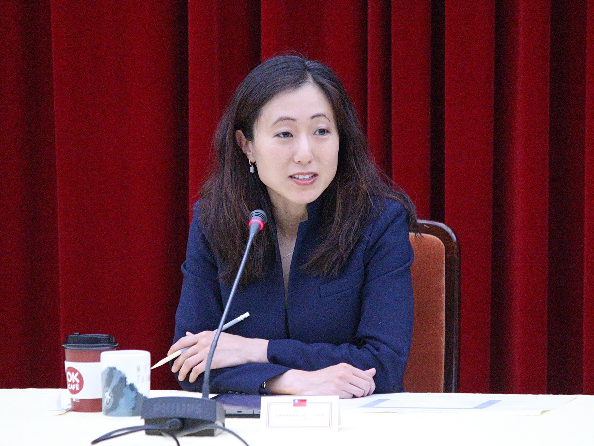 La Cheffe de cabinet de la DFC Jane Rhee en visite à Taïwan