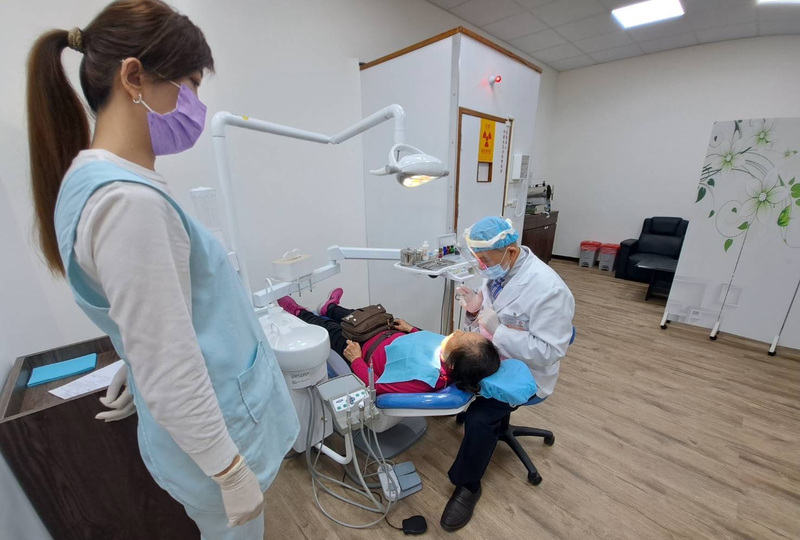 Polémique autour des médecins formés à l'étranger
