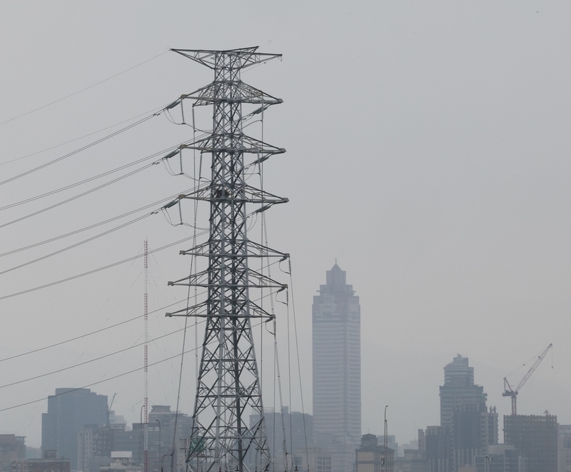 L’augmentation du prix de l’électricité pourrait avoir un impact sur l’emploi et les salaires