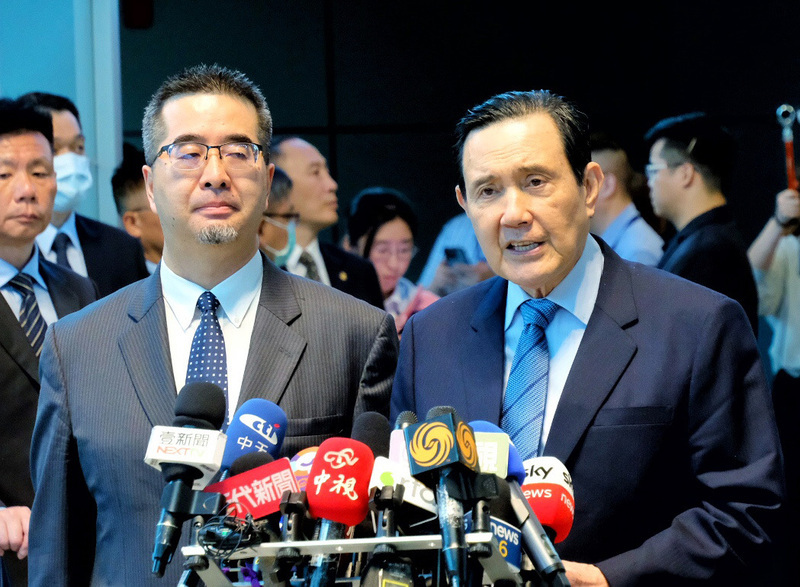 Ma Ying-jeou s’envole pour la Chine