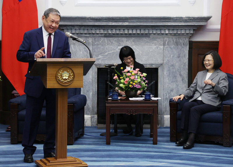 Tsai Ing-wen rencontre une délégation de députés travaillistes britanniques