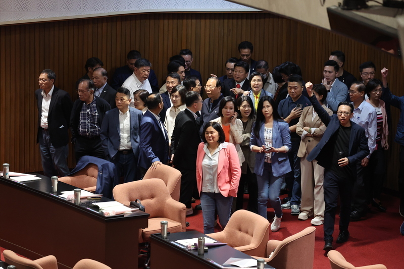Consensus au Parlement pour inviter le futur président de la République à s’exprimer devant l’Hémicycle