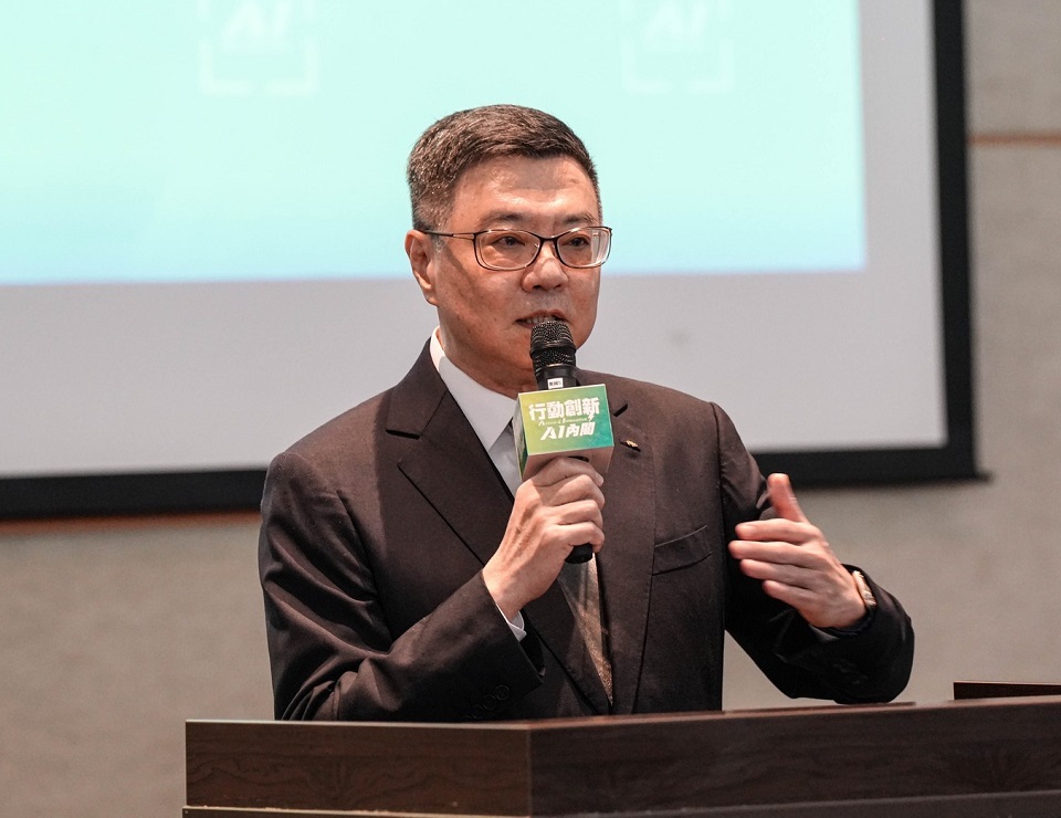 L’ancien ministre de la Santé Chen Shih-chung nommé ministre sans portefeuille