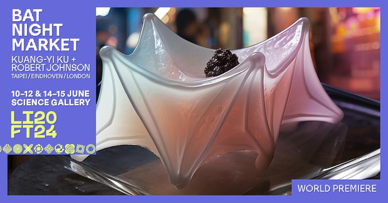 Première de la pièce Bat Night Market à Londres