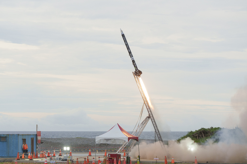 Nouvelle étape dans l’exploration spatiale : l'équipe de la NYCU lance avec succès la fusée-sonde Asfaloth