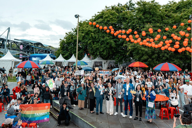 Plus de 4000 personnes célèbrent la nuit culturelle de Taïwan à Paris