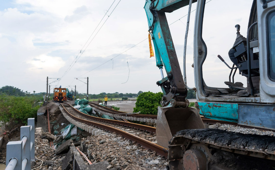 Augmentation de 40 % des salaires des dirigeants de Taiwan Railway, les employés protestent